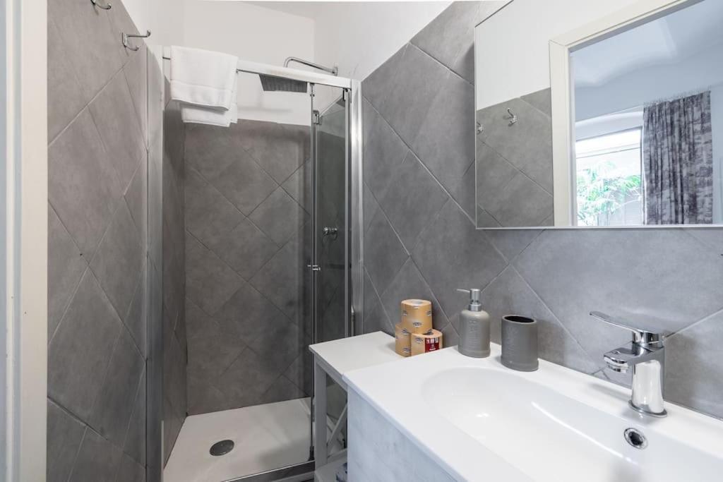 Colosseum Charming Apartment Rome Extérieur photo